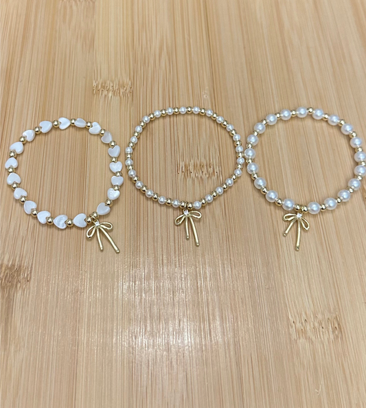 Bow and Pearl Bracelet